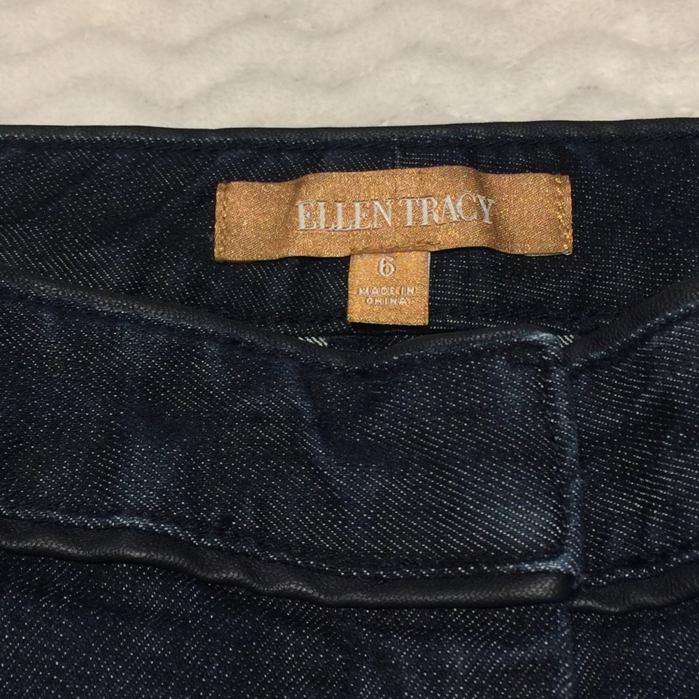 Ellen Tracy jeans/dark wash/Trouser cut